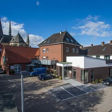 Restaurant Brintrup Otel 3*